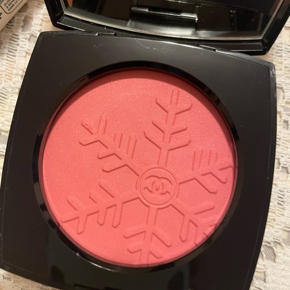 Chanel Winter Les Beiges Healthy Glow Blush - Rose Polaire - Picture 4 of 5